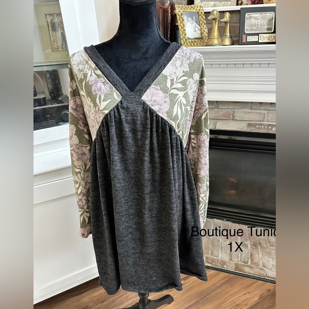 Boutique Egy Tunic
